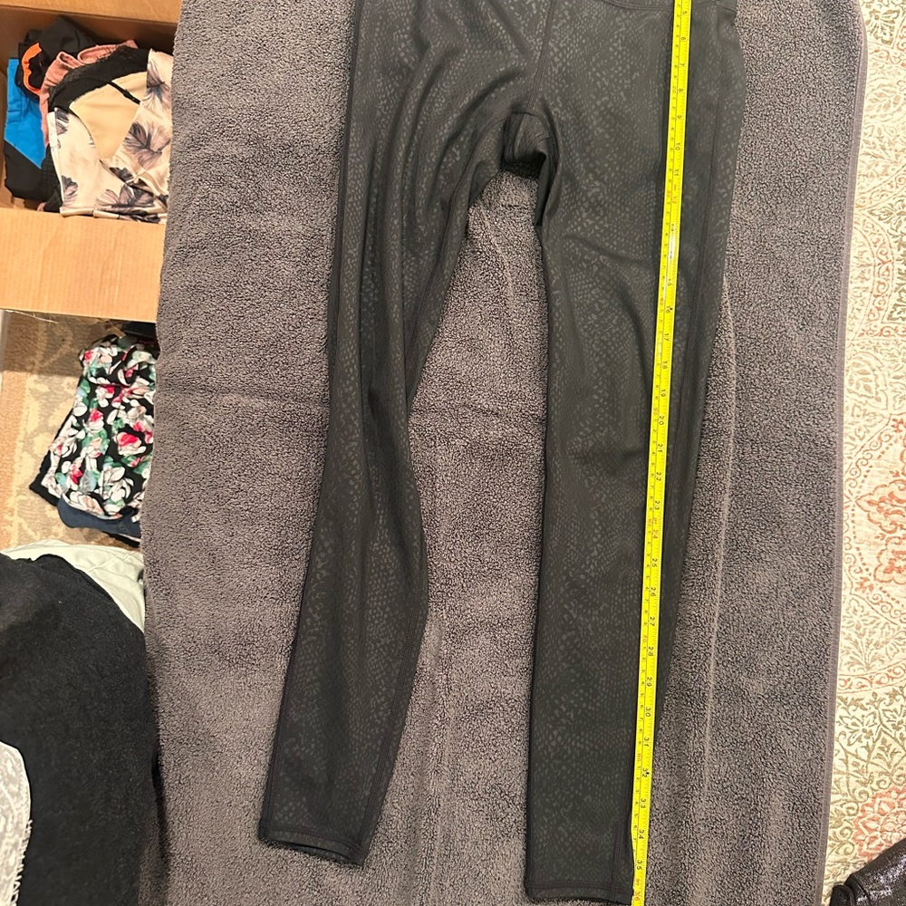 Athleta Charcoal Patterned Leggings